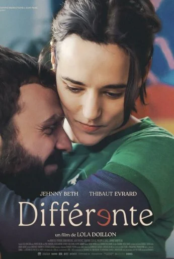 Différente (2025)